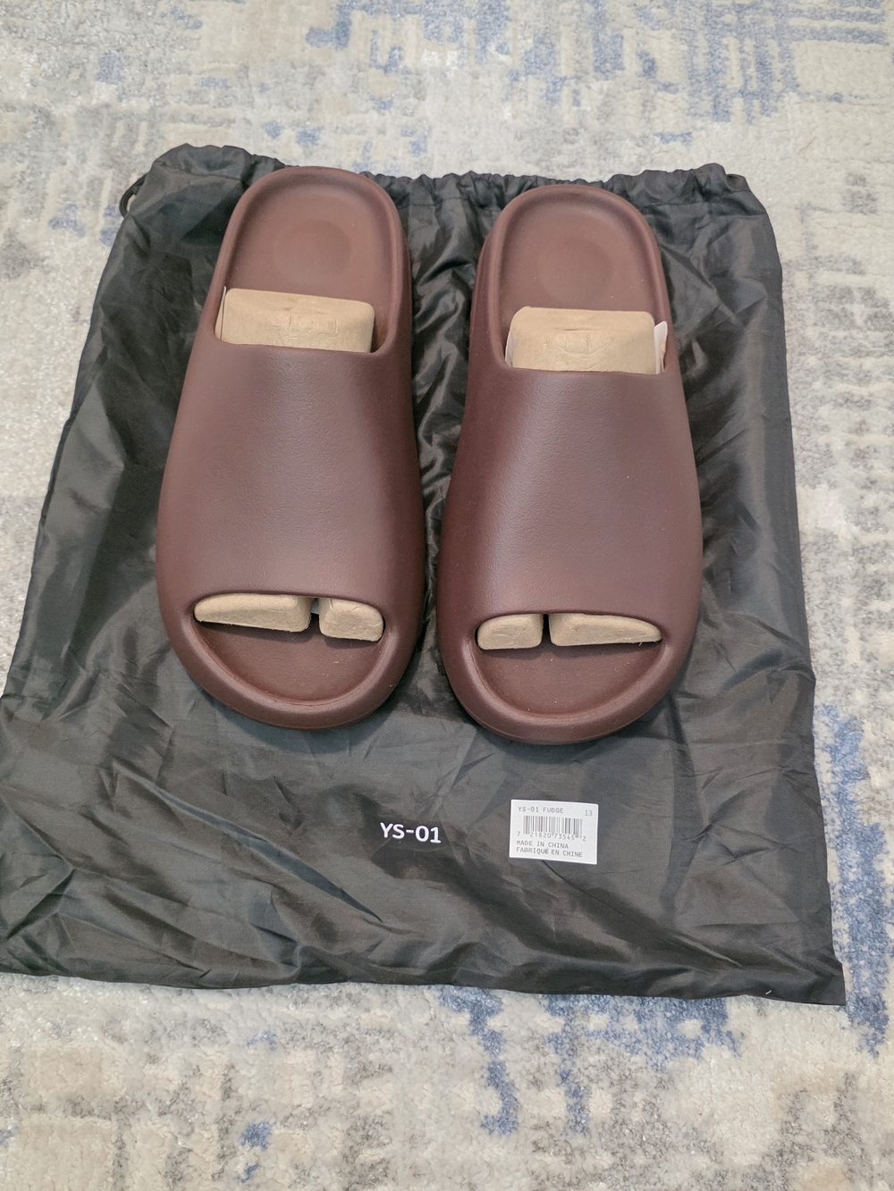 Yeezy Fudge Slides Size 13